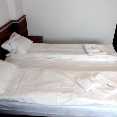 Adamar Jastrzebia Gora Bed & Breakfast Room photo