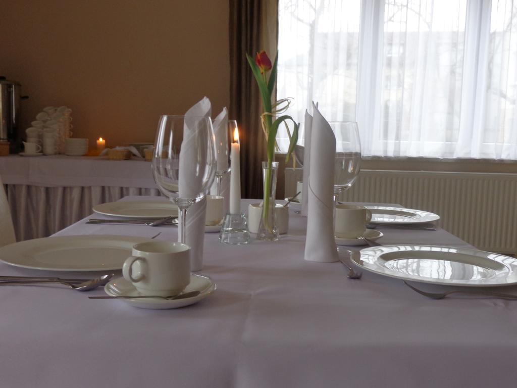 Adamar Jastrzebia Gora Bed & Breakfast Exterior photo