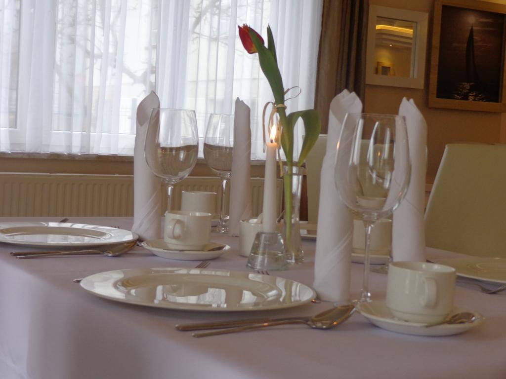 Adamar Jastrzebia Gora Bed & Breakfast Exterior photo