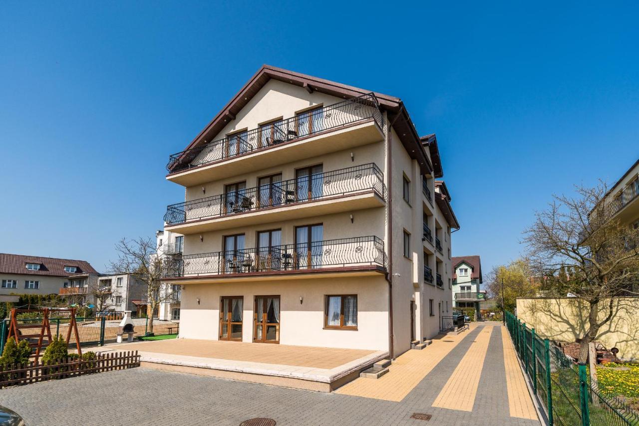 Adamar Jastrzebia Gora Bed & Breakfast Exterior photo