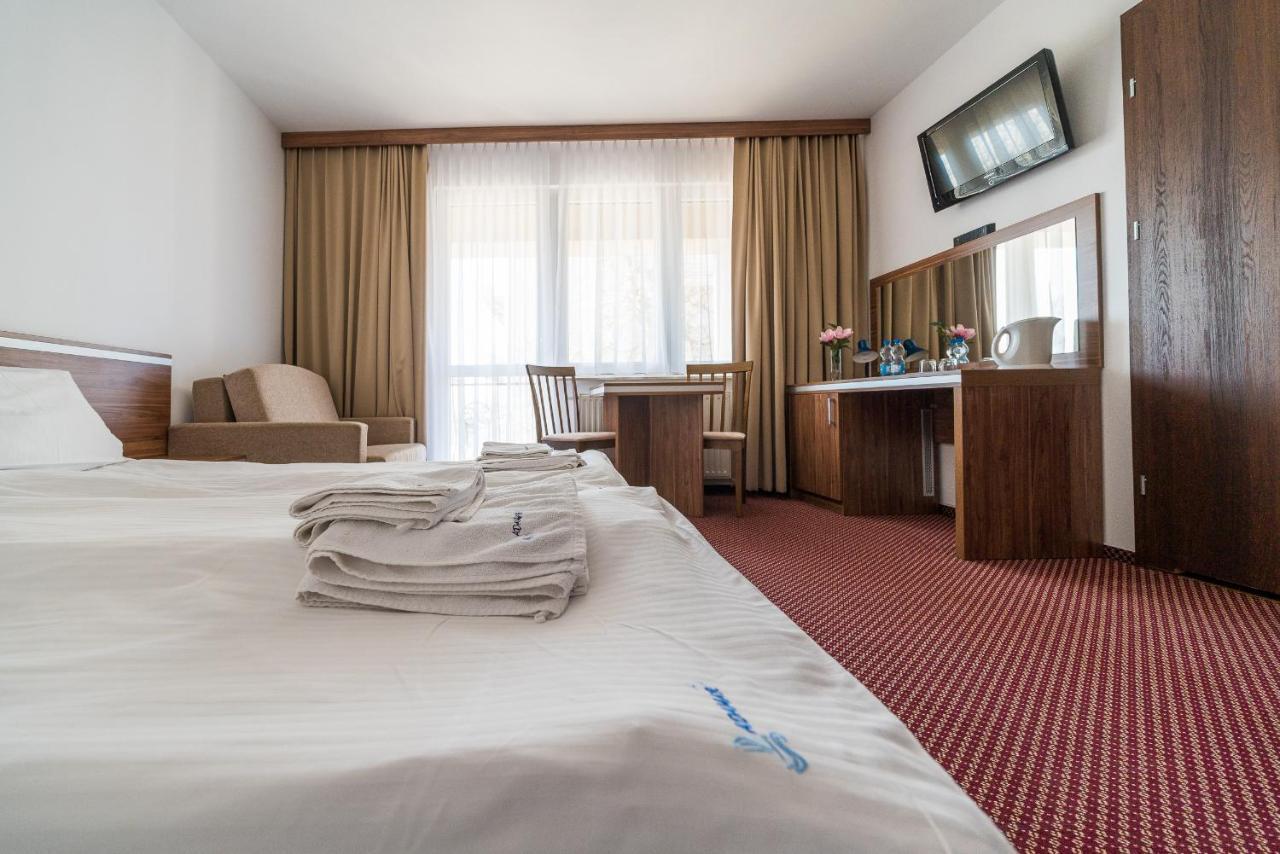 Adamar Jastrzebia Gora Bed & Breakfast Exterior photo